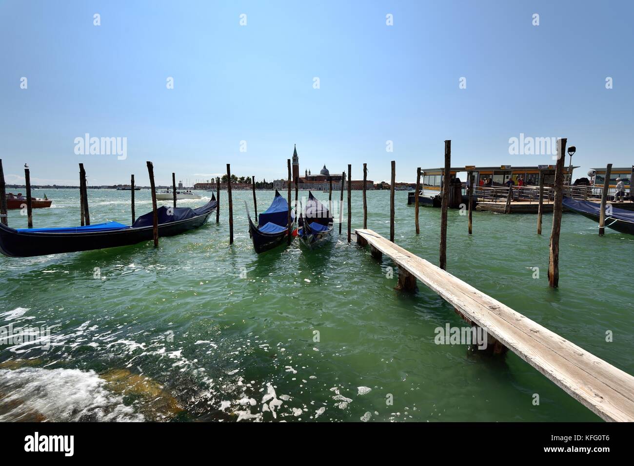 Passerelle de la télécabine moorings de Venise, Italie Banque D'Images