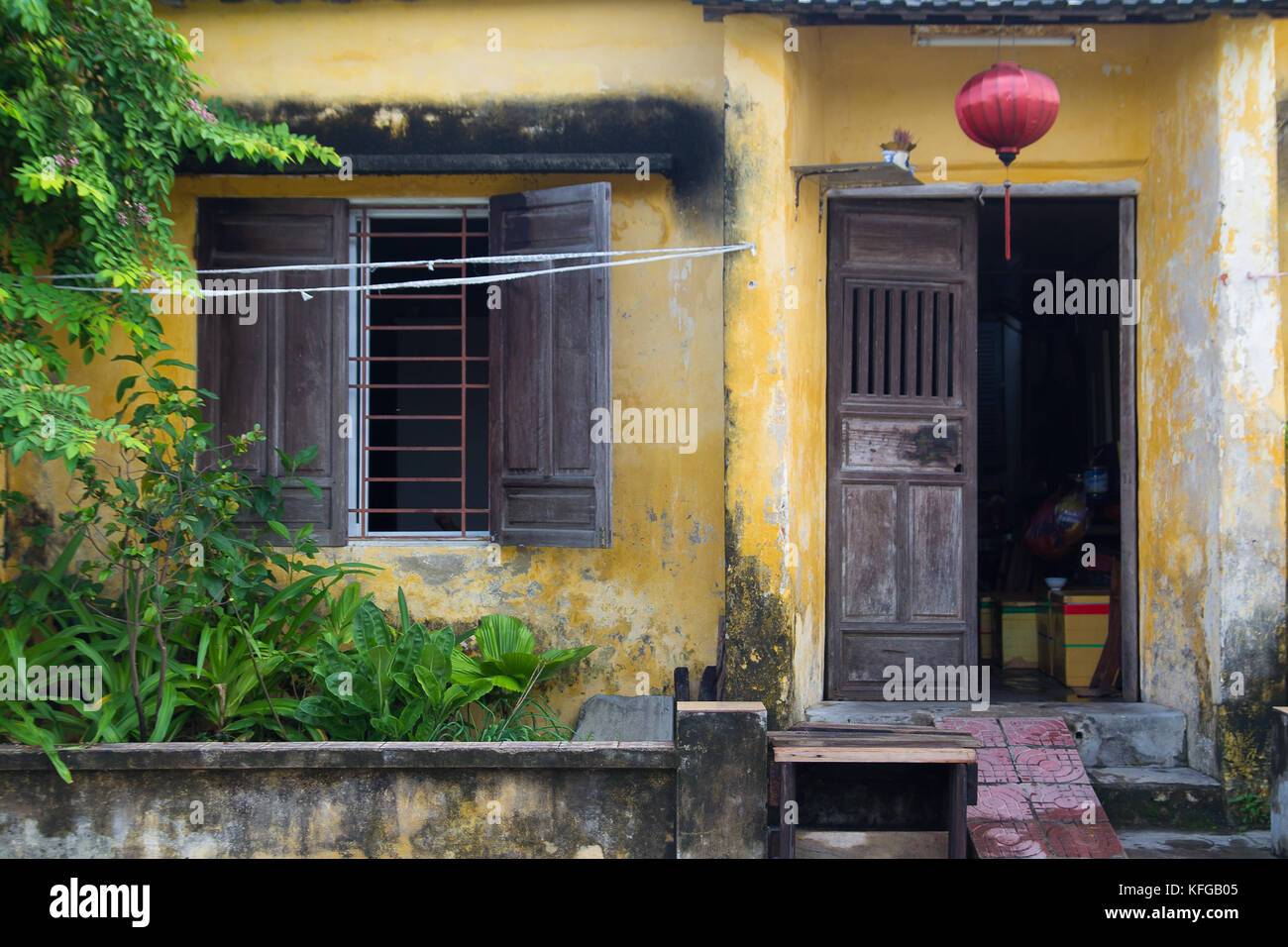 Maisons jaune façade dans hoi An vietnam Banque D'Images