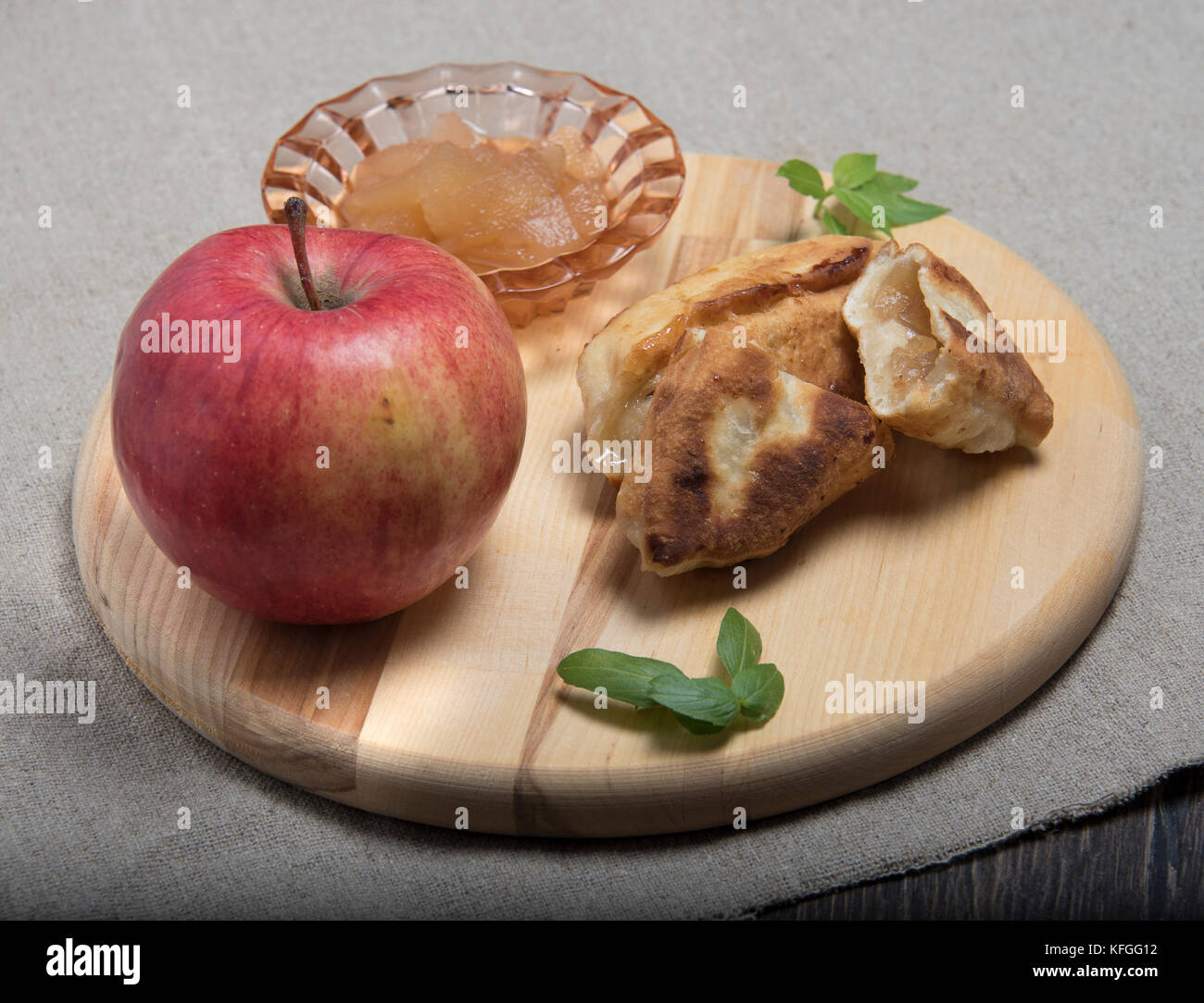 Thème Apple. Pomme mûre, confiture, tartes à la confiture Banque D'Images