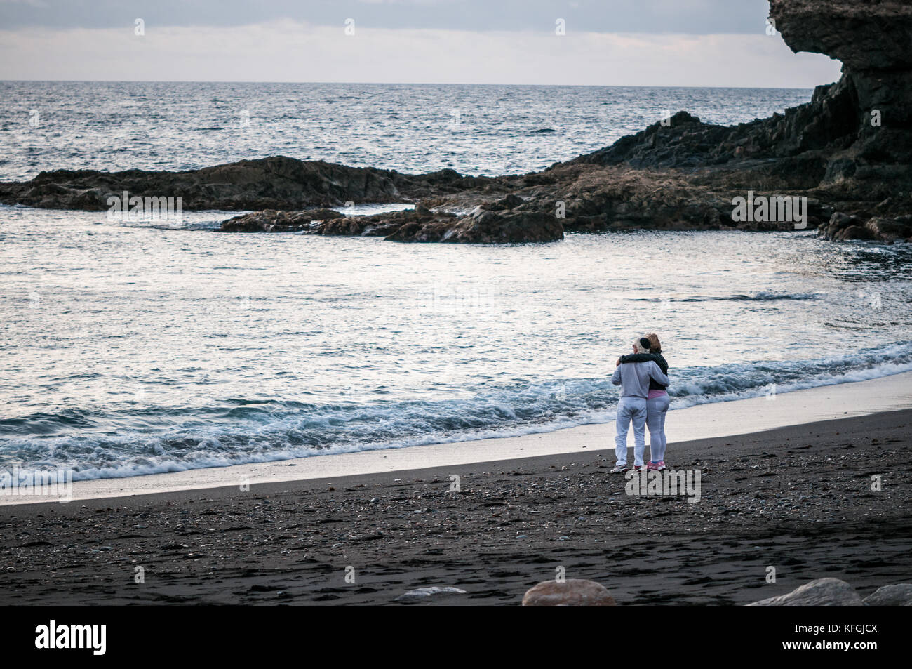 Couple in love sur la plage Banque D'Images