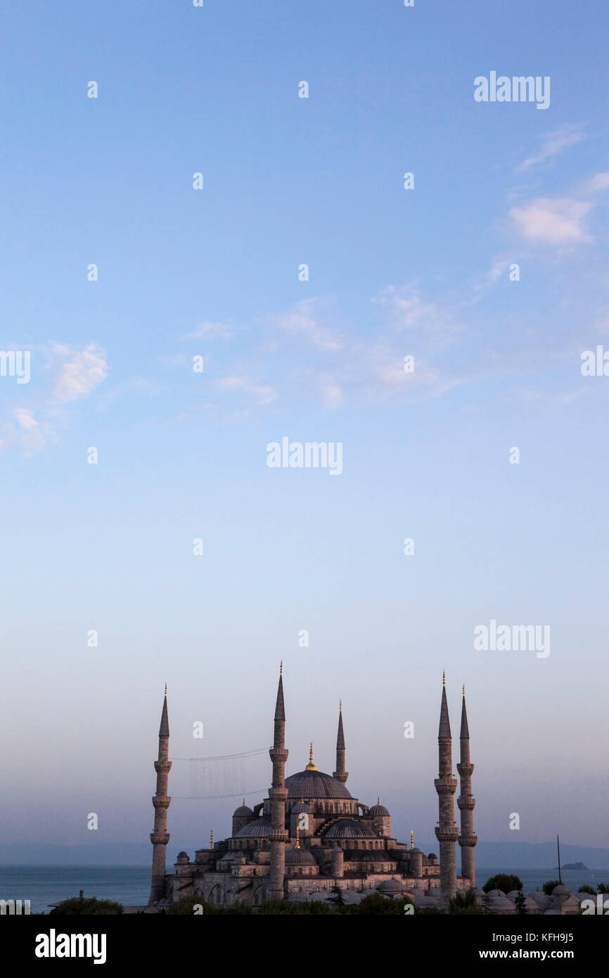 La Mosquée Bleue, au crépuscule à Istanbul, Turquie. Banque D'Images