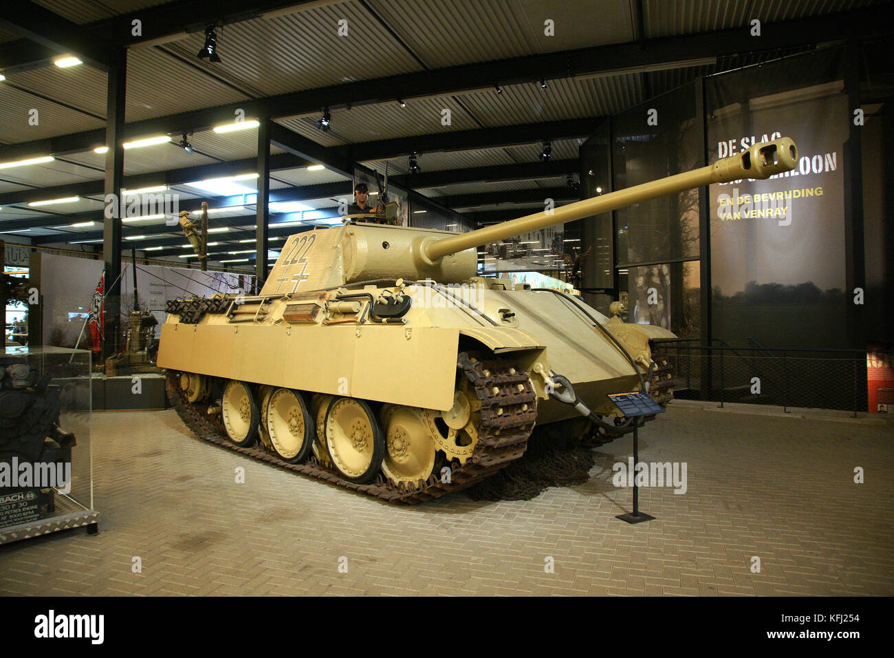 L'allemand WW2 tank Panther conservé au Musée de la guerre, Pays-Bas Overloon Banque D'Images