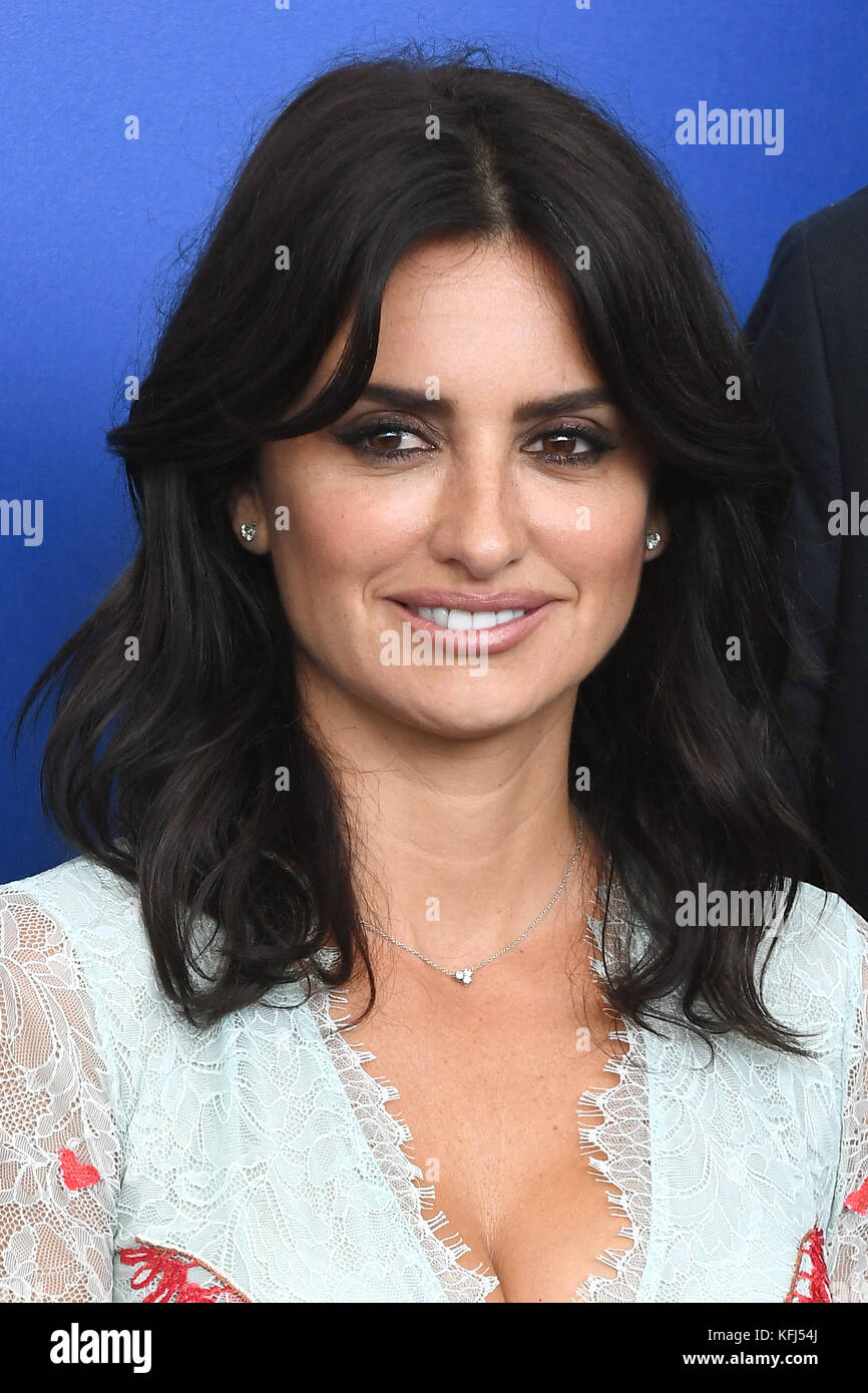 L Actrice Espagnole Penelope Cruz Assiste à La Photocall Pour Aimer Pablo Durant Le 74e Festival