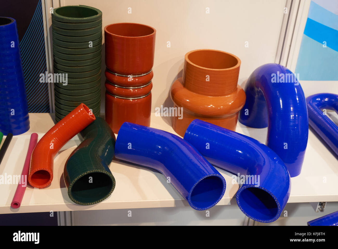 En caoutchouc de l'automobile et les conduites de pression haute température Banque D'Images