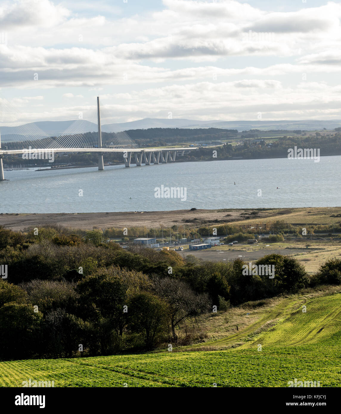 Rosyth en Écosse, vue de la nouvelle Queensferry crossing, un 2.7km pont-route entre Édimbourg et Fife. la plus longue, de trois tours pont à haubans Banque D'Images