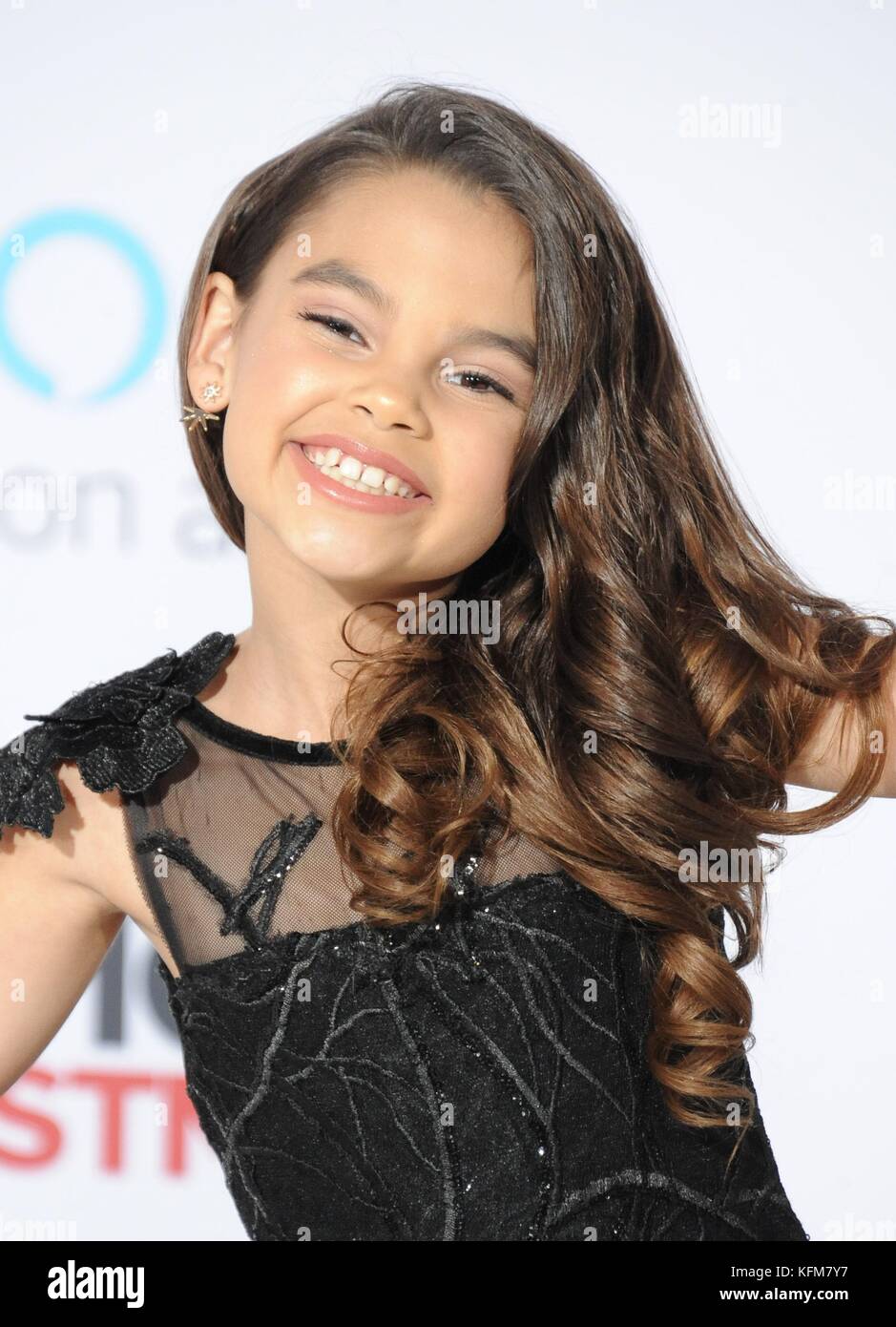 Los Angeles, CALIFORNIE, États-Unis. 30 octobre 2017. Ariana Greenblatt à Arrivals for A BAD MAMS CHRISTMAS Premiere, Regency Westwood Village Theatre, Los Angeles, CA 30 octobre 2017. Crédit : Dee Cercone/Everett Collection/Alamy Live News Banque D'Images