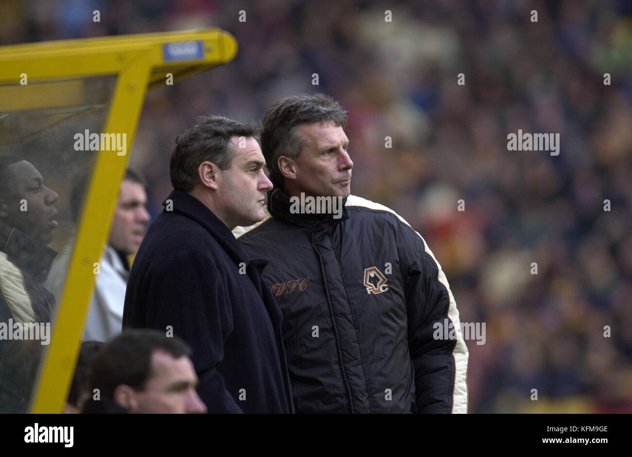 Football Manager Dave Jones et John Ward Wolverhampton Wanderers v Coventry City 13/1/02 Banque D'Images