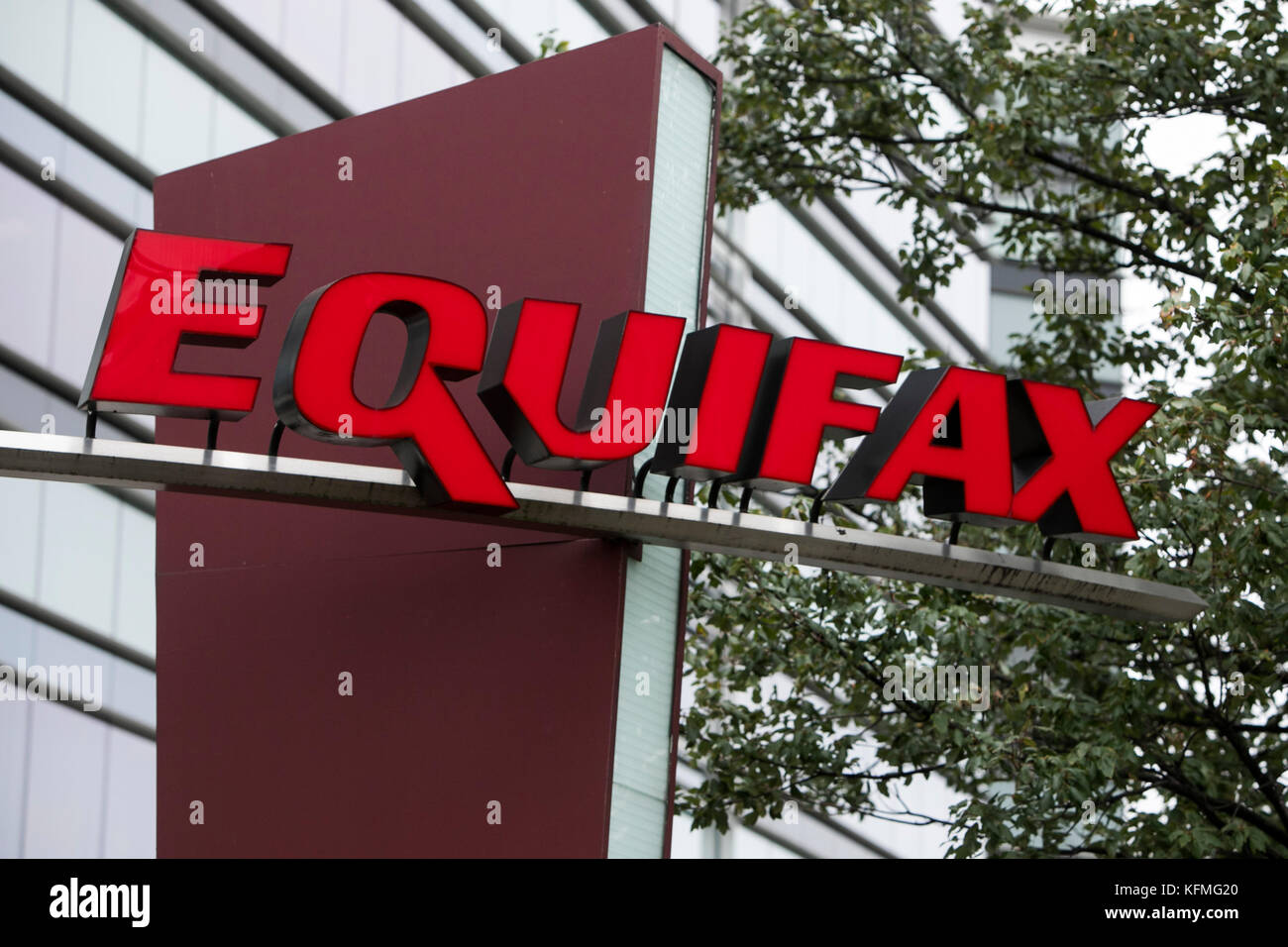 Un logo à l'extérieur du siège social d'Equifax à Atlanta, en Géorgie, le 7 octobre 2017. Banque D'Images