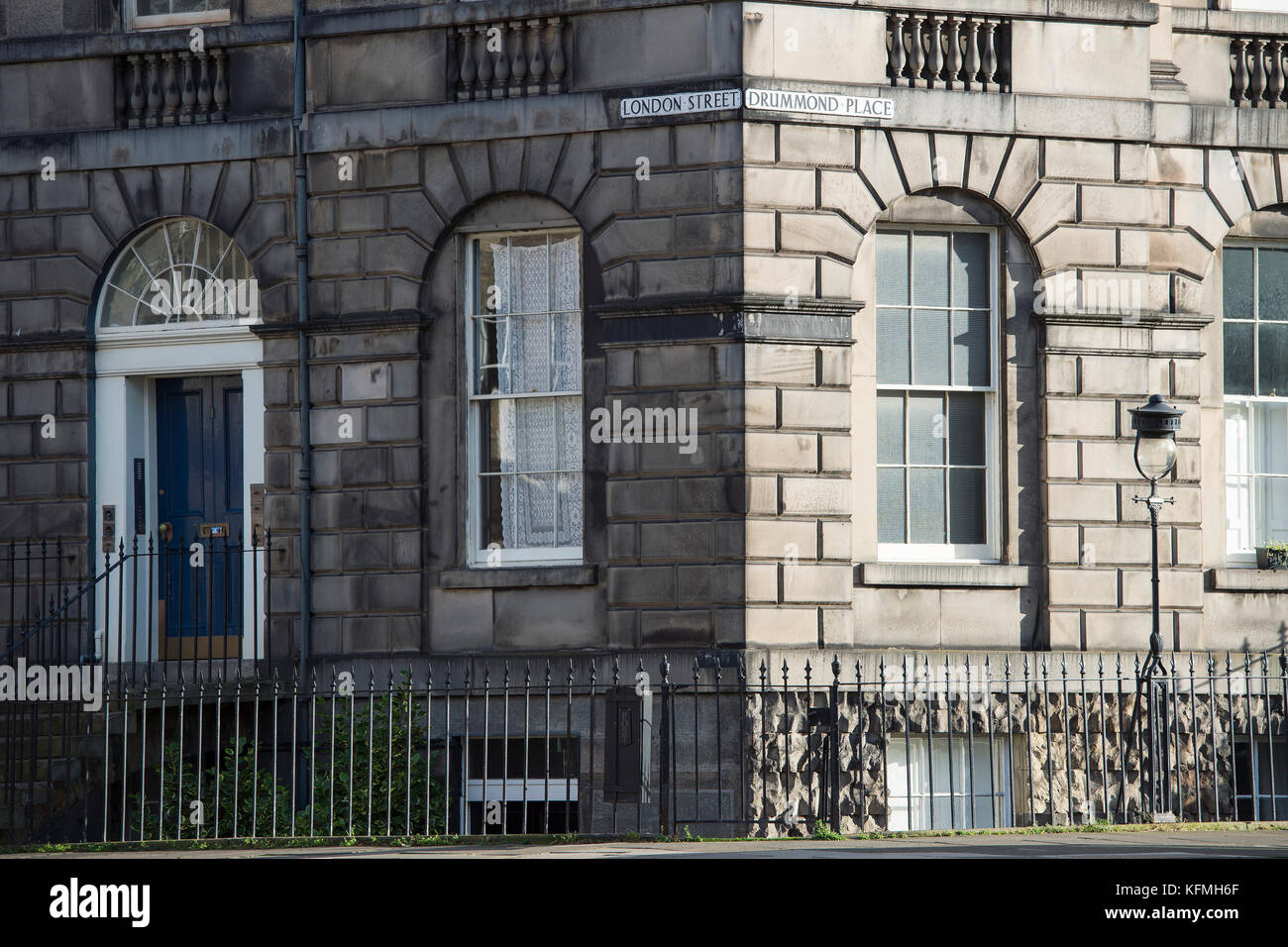 La jonction de Drummond et London Street dans la nouvelle ville d'Édimbourg. Banque D'Images