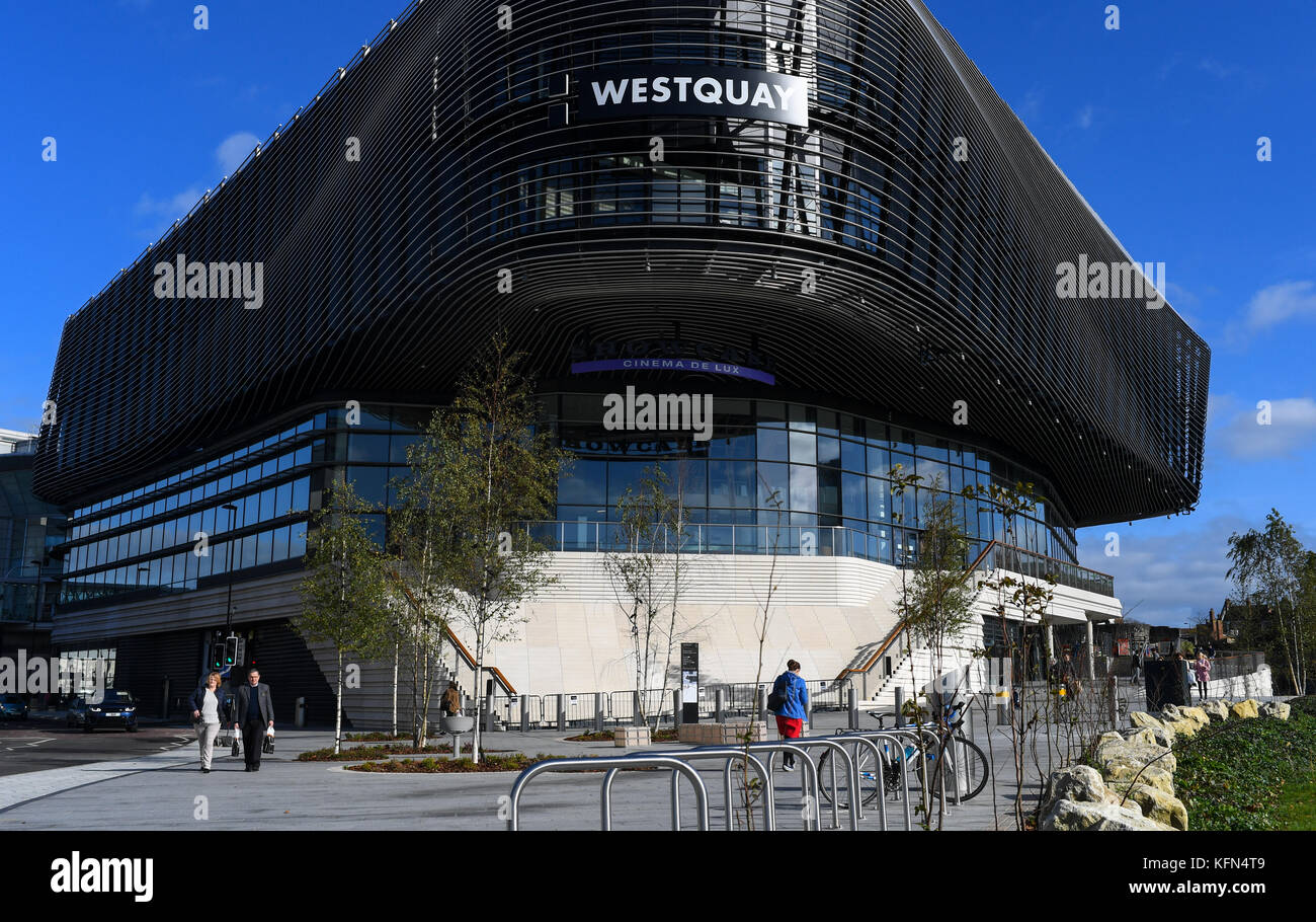 Centre commercial Westquay Southampton et son nouveau développement filigrane, le complexe dispose de plusieurs restaurants, showcacinema et Ten pin bowling. Banque D'Images