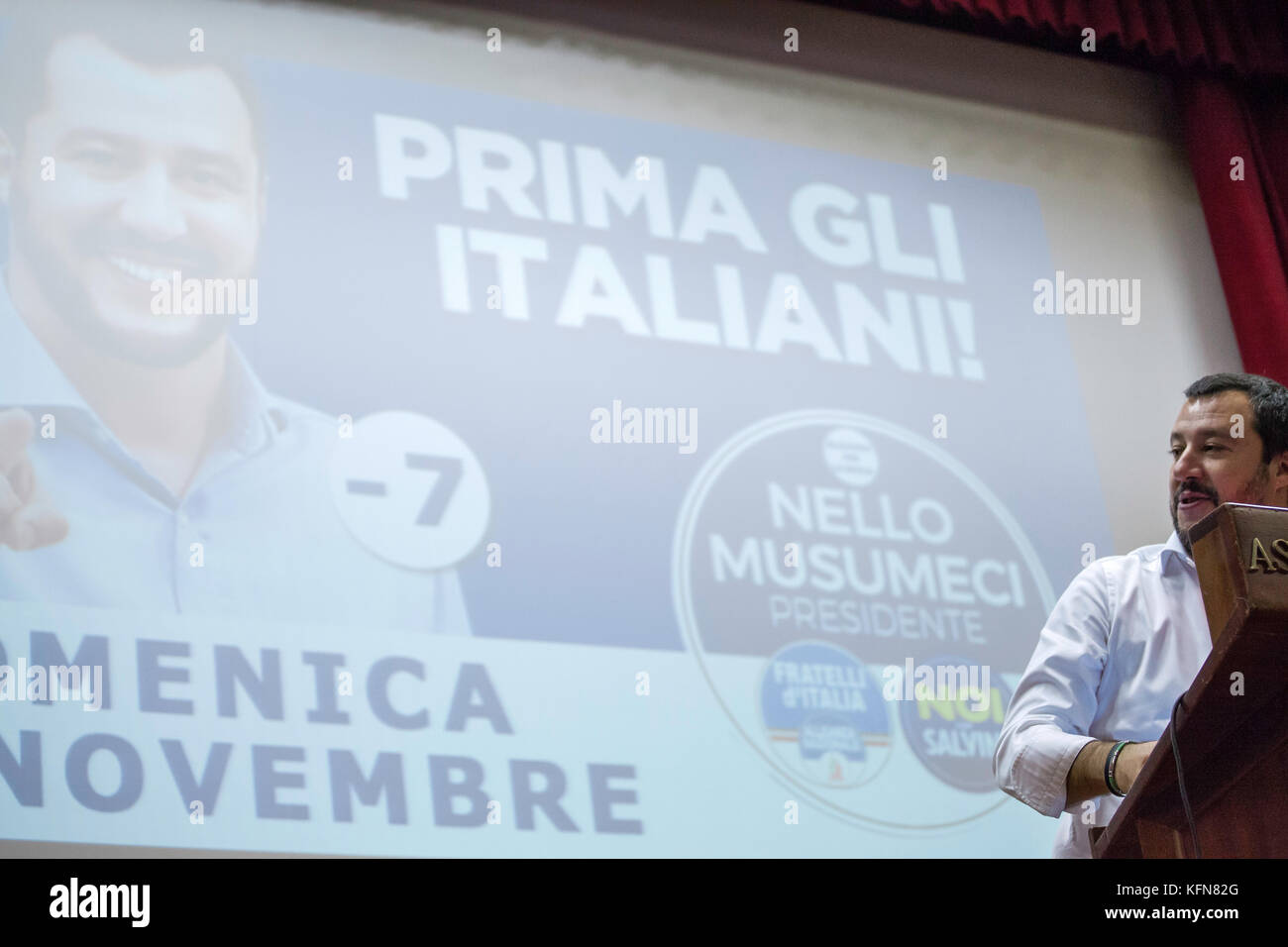 La politique italien Matteo Salvini (chef de la ligue du nord) parle de Palerme. Banque D'Images