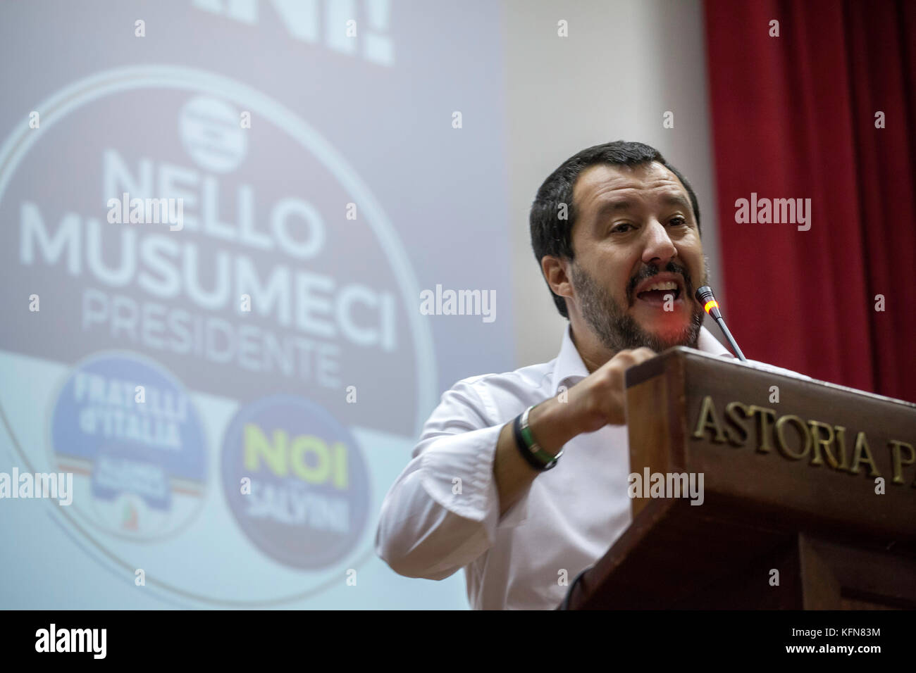 La politique italien Matteo Salvini (chef de la ligue du nord) parle de Palerme. Banque D'Images