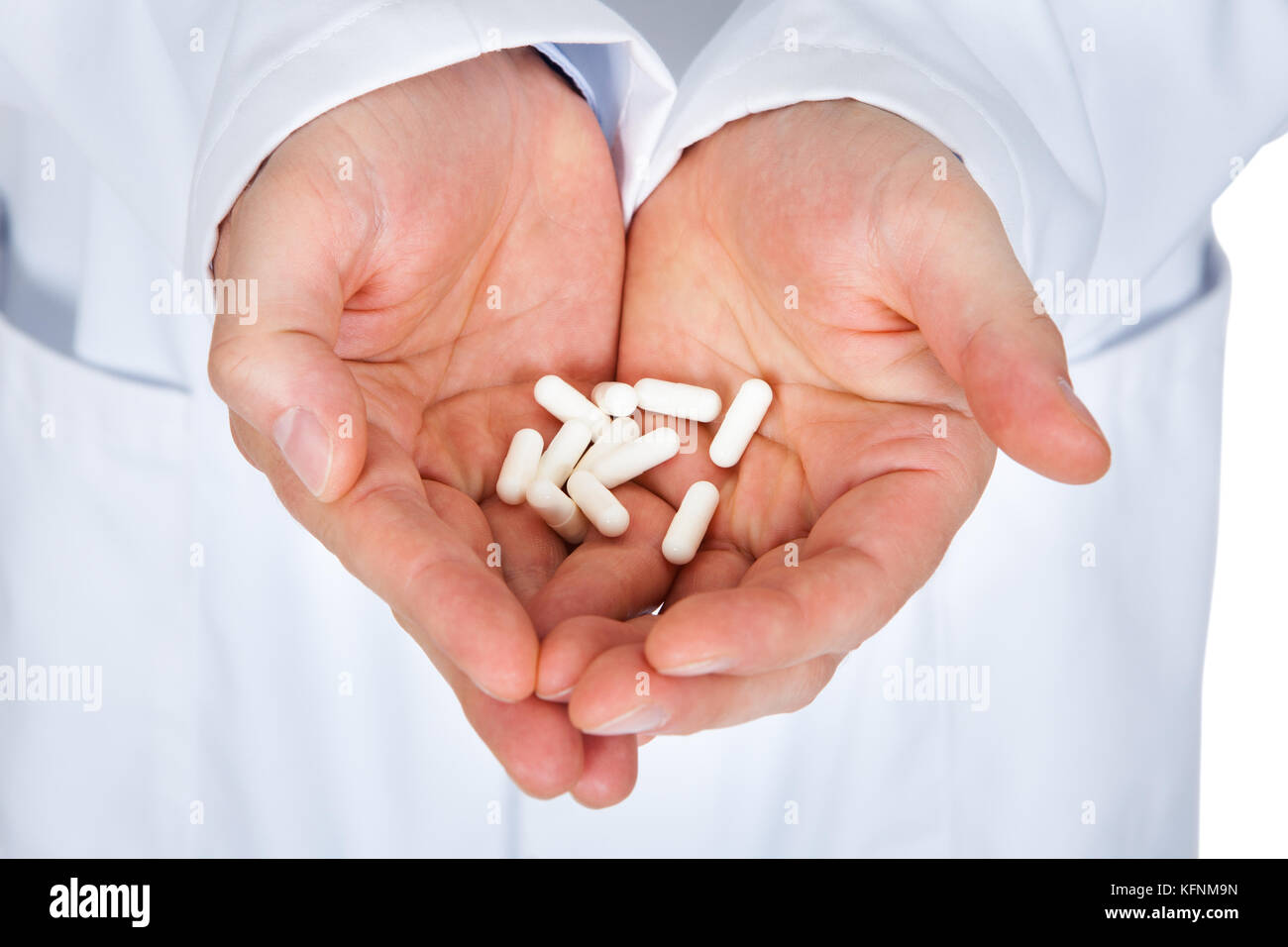 Close-up of Hand Holding Pills in Hand Banque D'Images