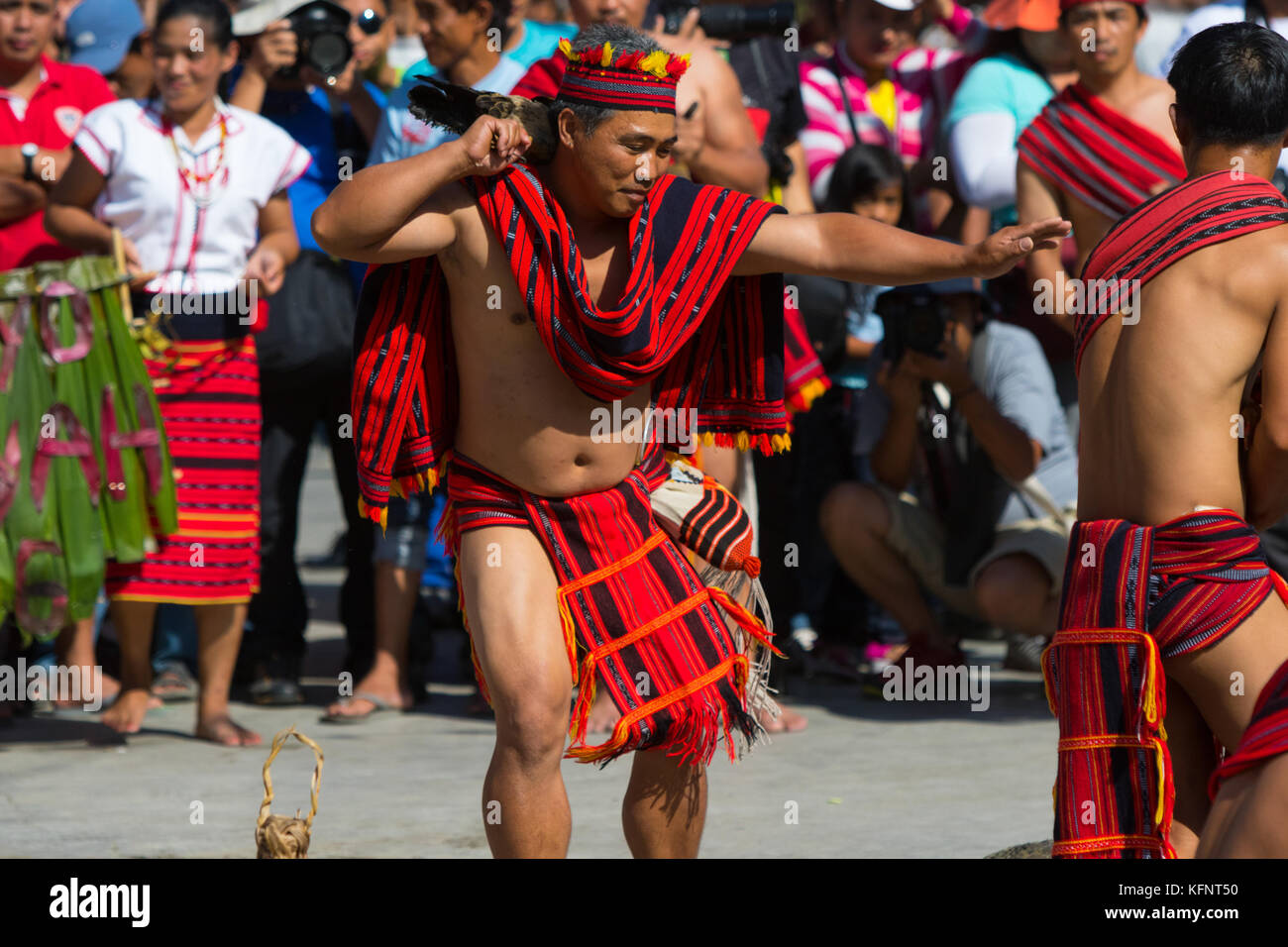 Imbayah est un festival culturel qui célèbre les traditions ancestrales des tribus indigènes Ifugao de Banaue, Philippines. Banque D'Images