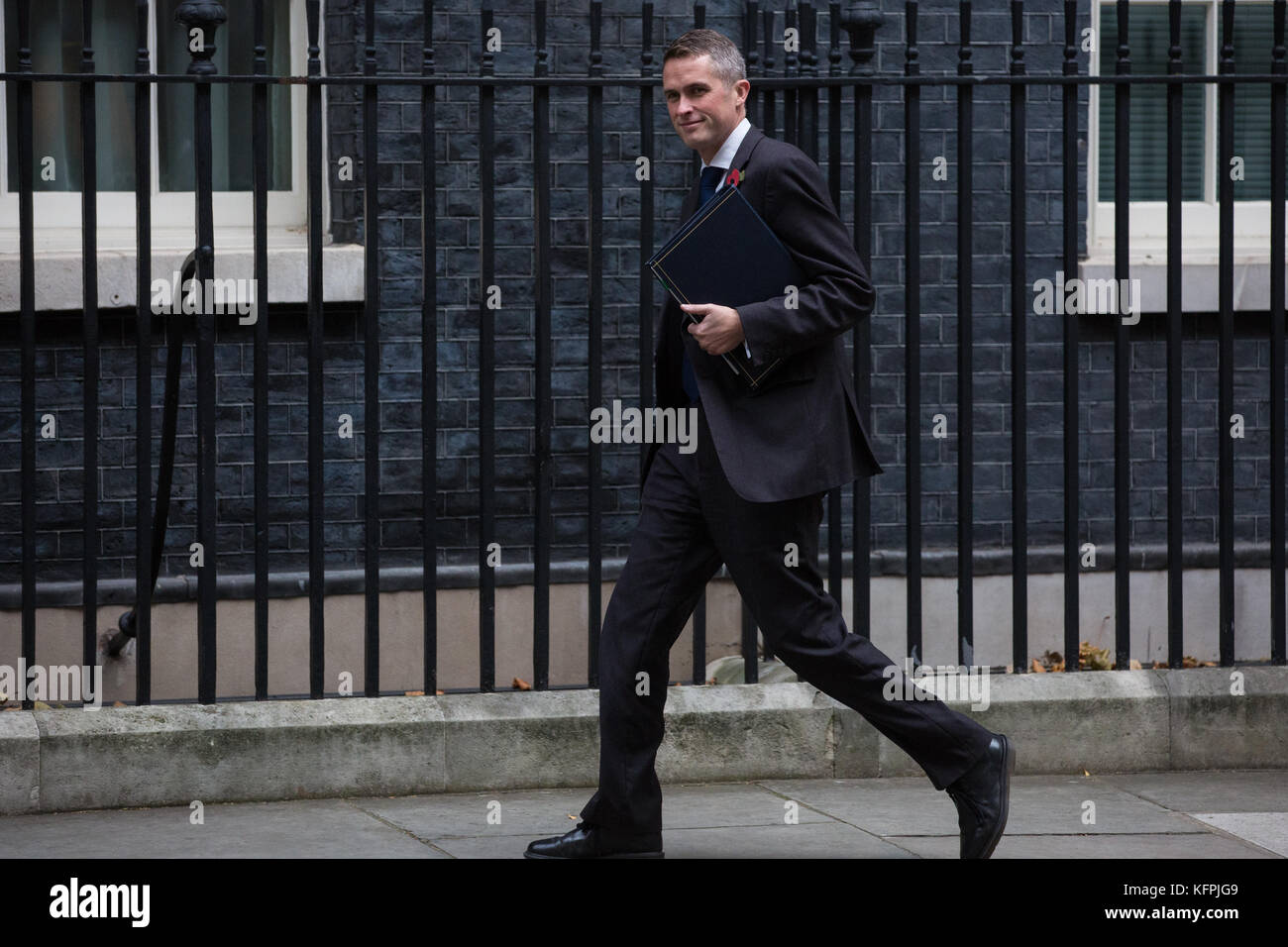 Londres, Royaume-Uni. 31 octobre, 2017. Gavin williamson mp, whip en chef, arrive au 10 Downing Street pour une réunion du cabinet. crédit : mark kerrison/Alamy live news Banque D'Images