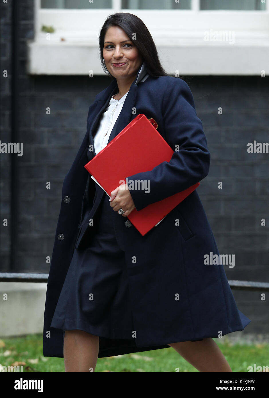 Londres, Royaume-Uni. 31 octobre, 2017. Priti Patel, secrétaire d'État au développement international participe à une réunion du cabinet au 10 Downing Street à Londres : crédit wfpa/Alamy live news Banque D'Images