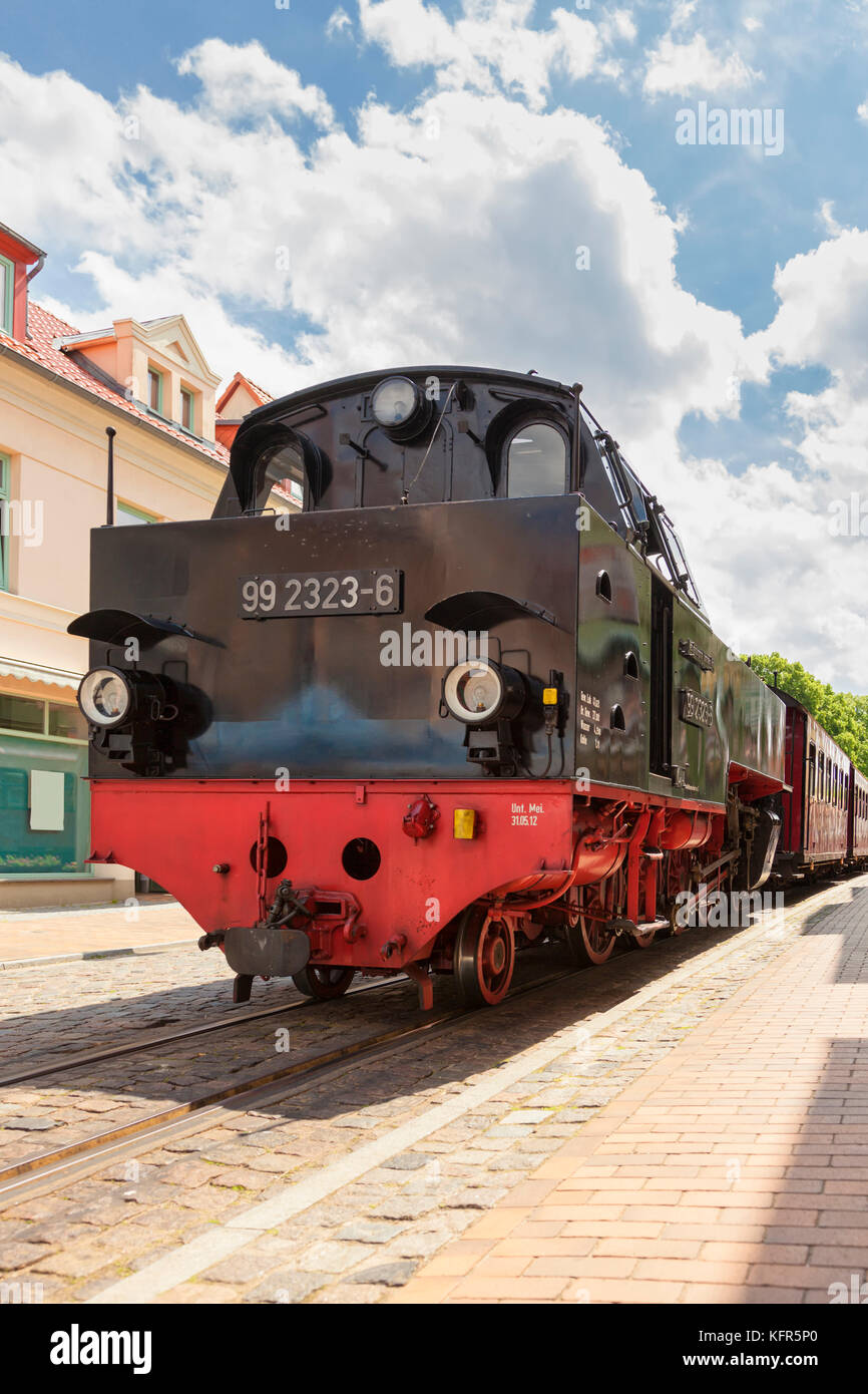 Train à vapeur historique 'molli' attendant à Bad Doberan, vue arrière Banque D'Images