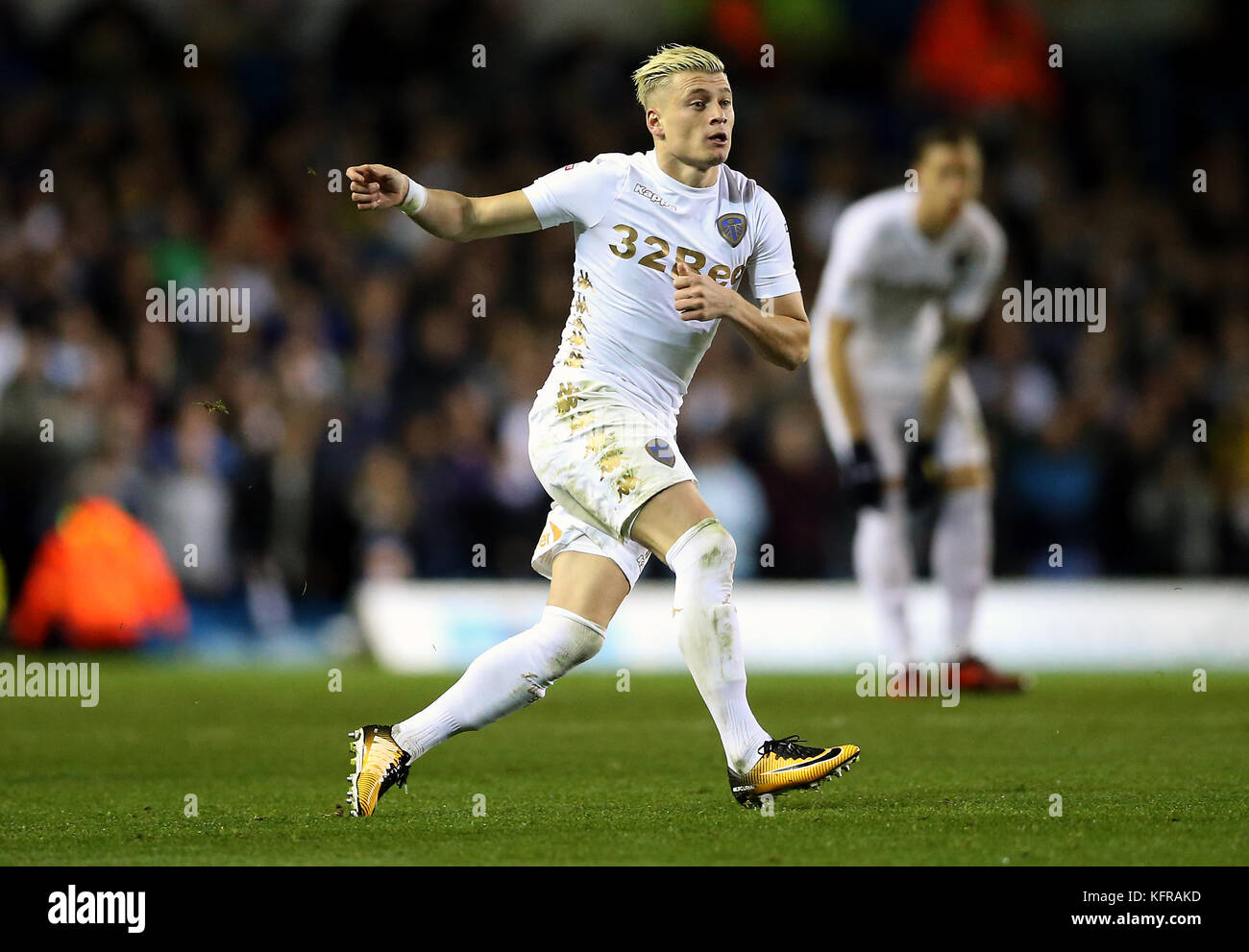 Ezgjan Alioski, Leeds United Banque D'Images