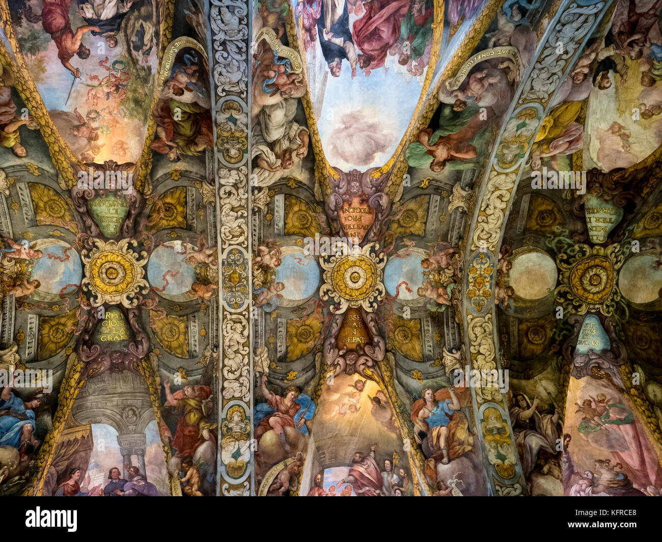 Plafond restauré colorés de l'église de San Nicolas (Parroquia de San Nicolas), Ciutat Vella, Valence, Espagne. Banque D'Images