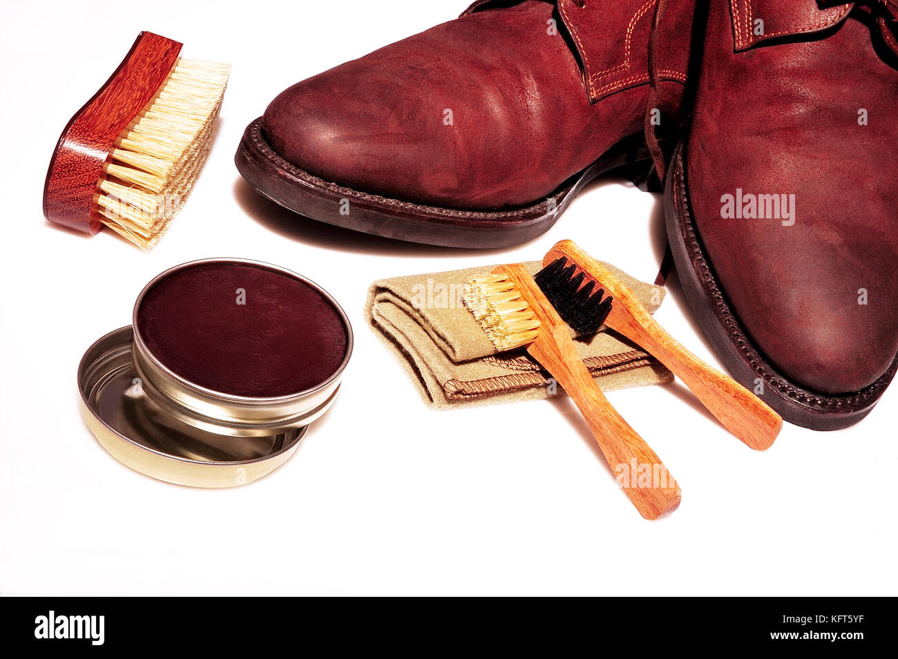 chaussures, élégant, classique, propre, nettoyage, soin, cuir, mode, hommes, hommes, vêtements pour hommes, code vestimentaire, mode, hommes, vêtements, vêtements, après la piste de danse Banque D'Images