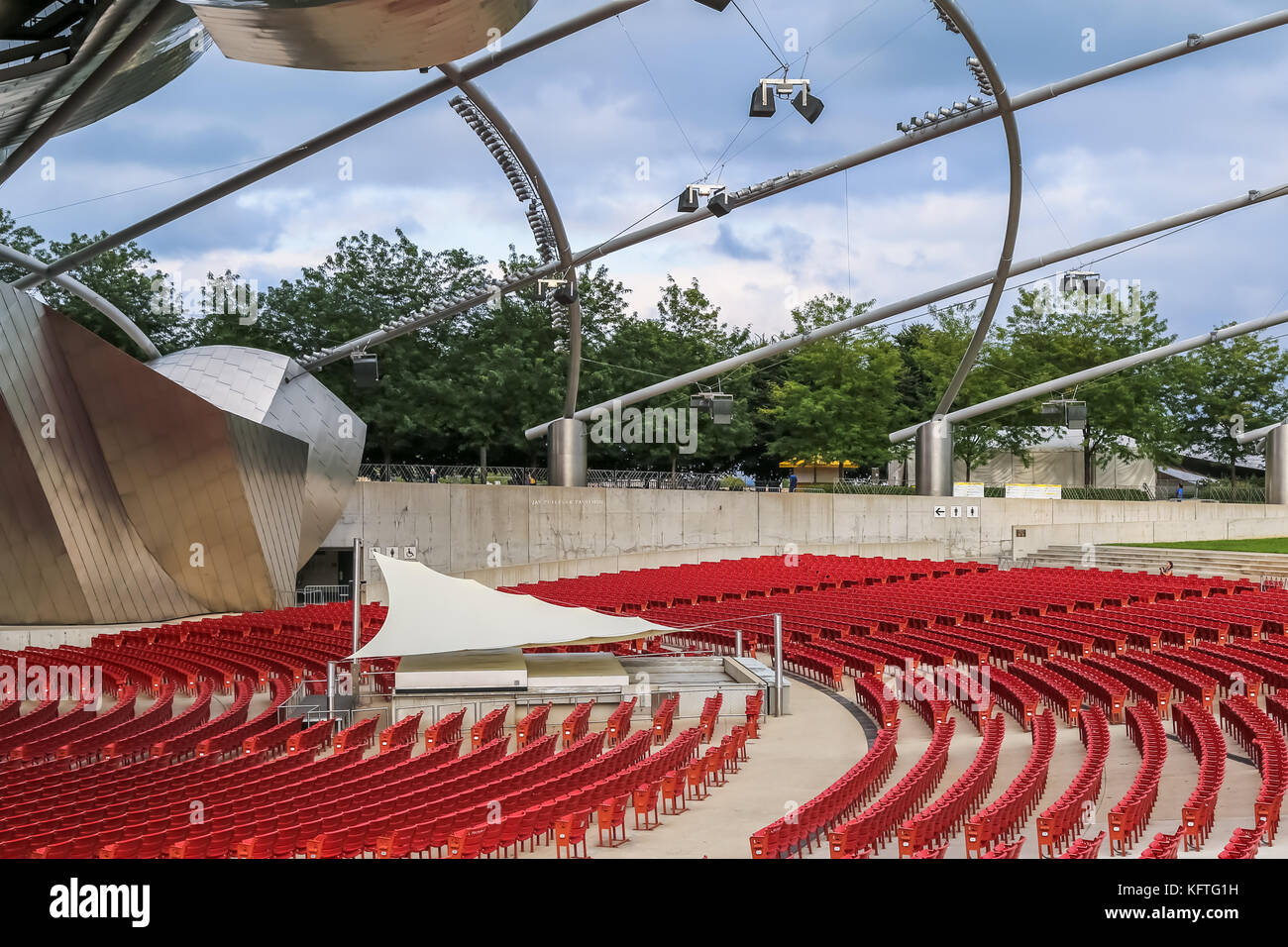 Pavillon jay pritzker au Millennium Park, la boucle, Chicago, Illinois, États-Unis Banque D'Images