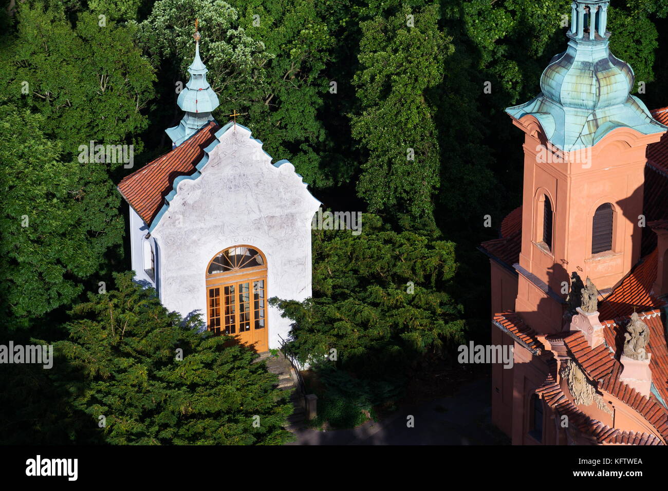 Chapelle du calvaire en face de l'église de Saint-Laurent, Prague Banque D'Images