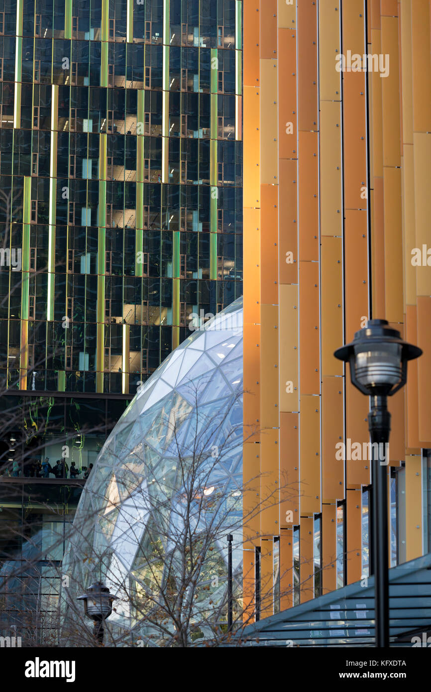 Seattle, Washington : les sphères d'amazon amazon en construction au campus urbain dans le quartier belltown. les structures géodésiques, qui wil Banque D'Images
