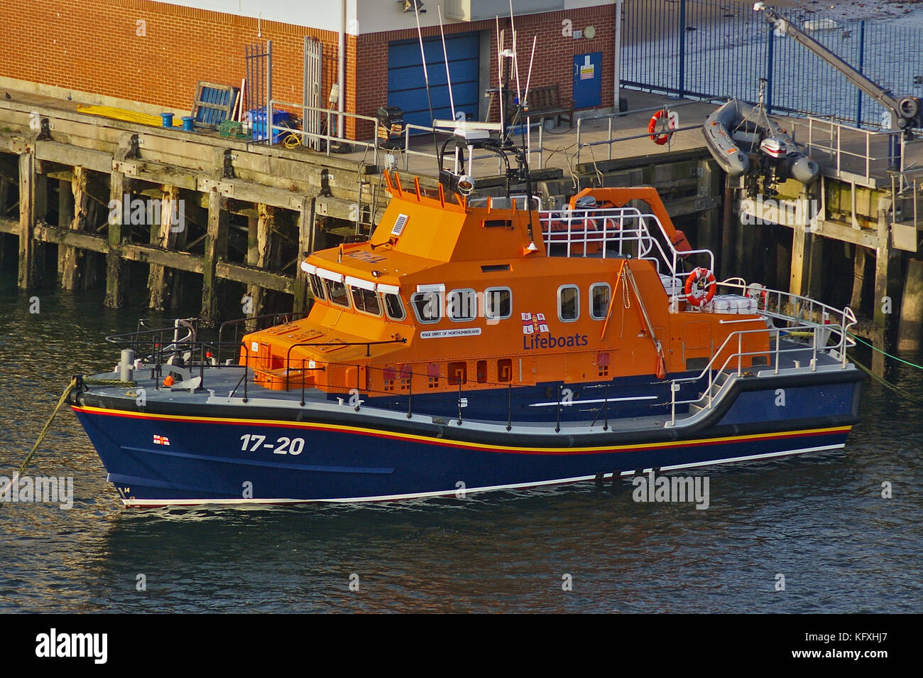 Newcastle, Royaume-Uni - Octobre 5th, 2014 - Du 17 au 20 esprit de sauvetage de la RNLI à Northumberland amarres Banque D'Images