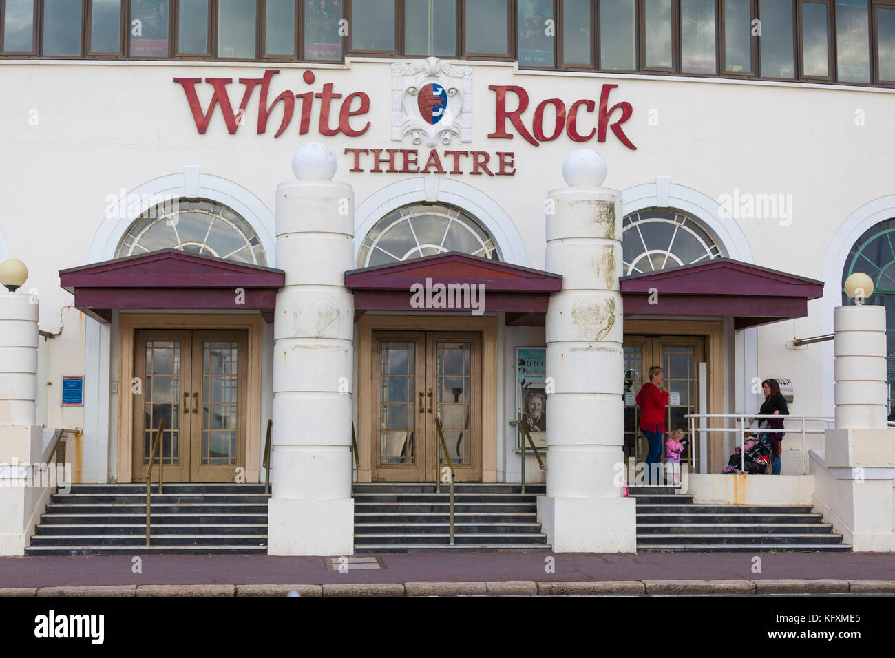 Entrée principale de l'White Rock Theatre, Hastings, East Sussex Banque D'Images