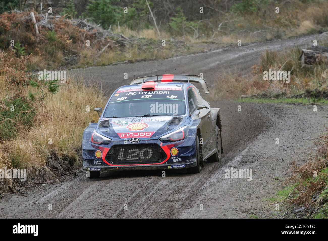 Hyundai i20 coupe wrc Banque de photographies et d'images à haute  résolution - Alamy