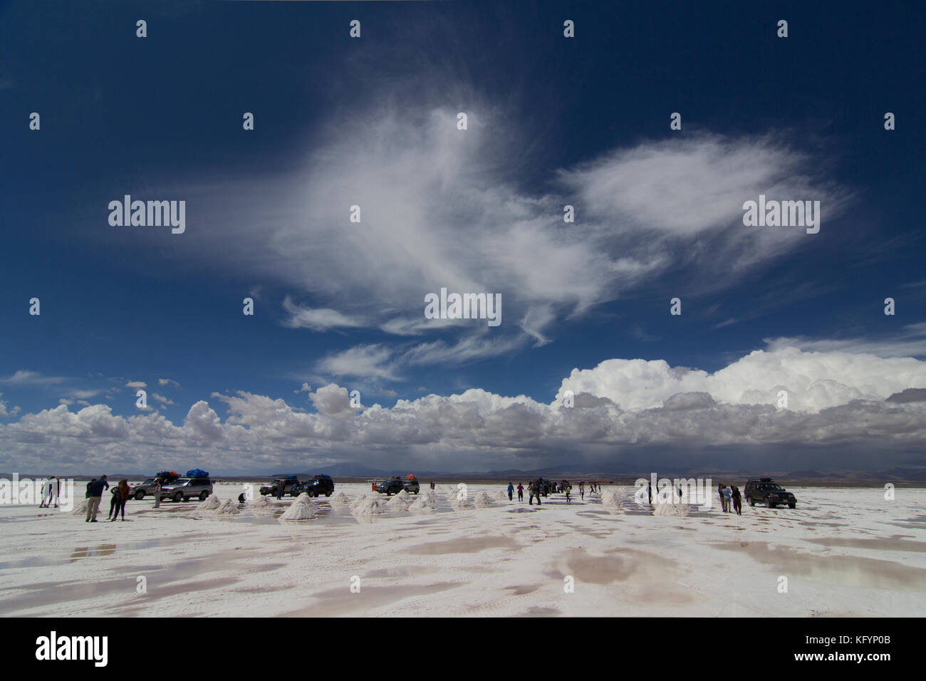 Plat de sel dans le désert d'Atacama, Uyuni, Bolivie Banque D'Images