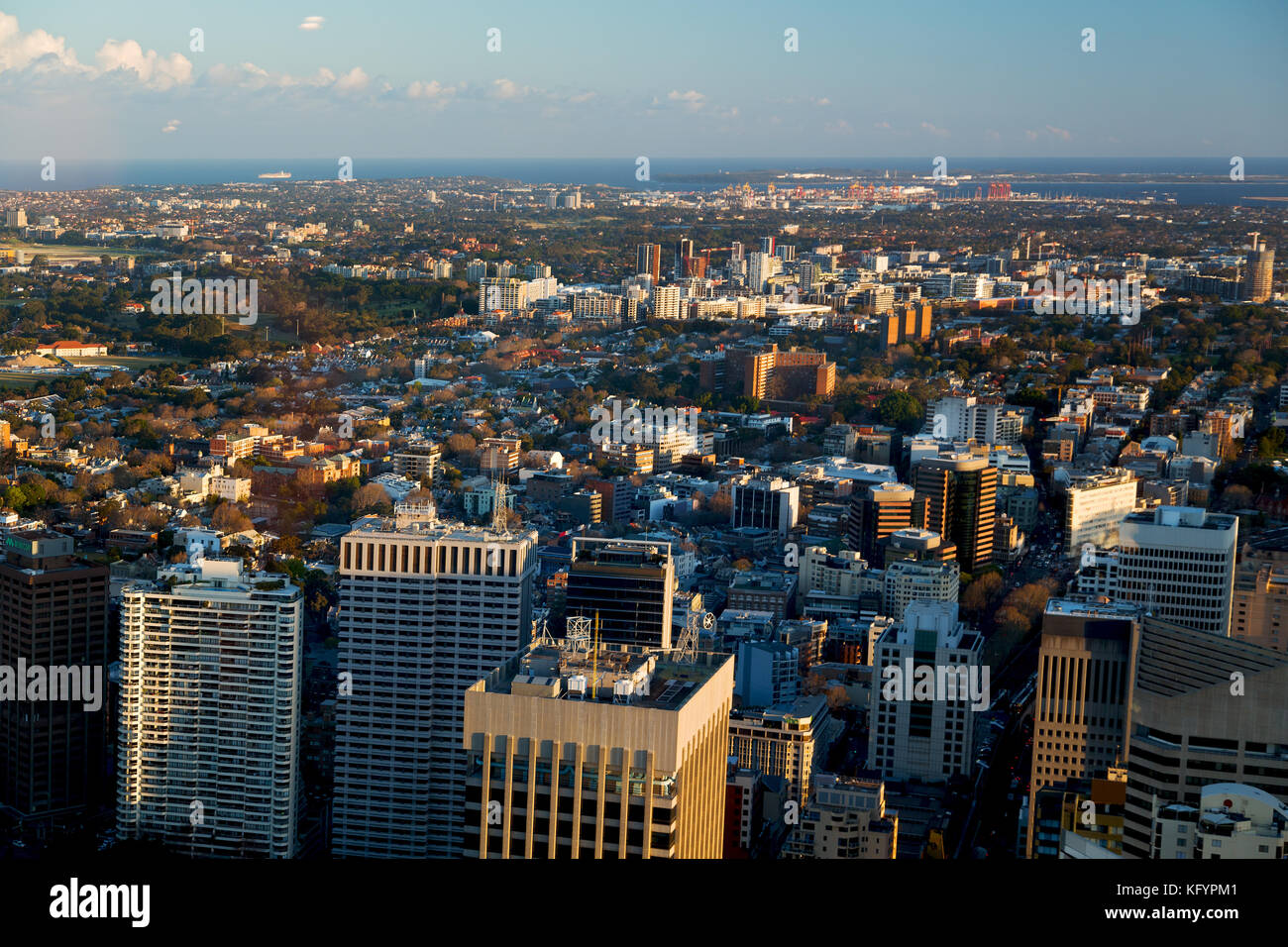 En australie sydney la vue depuis la tour gratte-ciel des yeux et de la chambre Banque D'Images