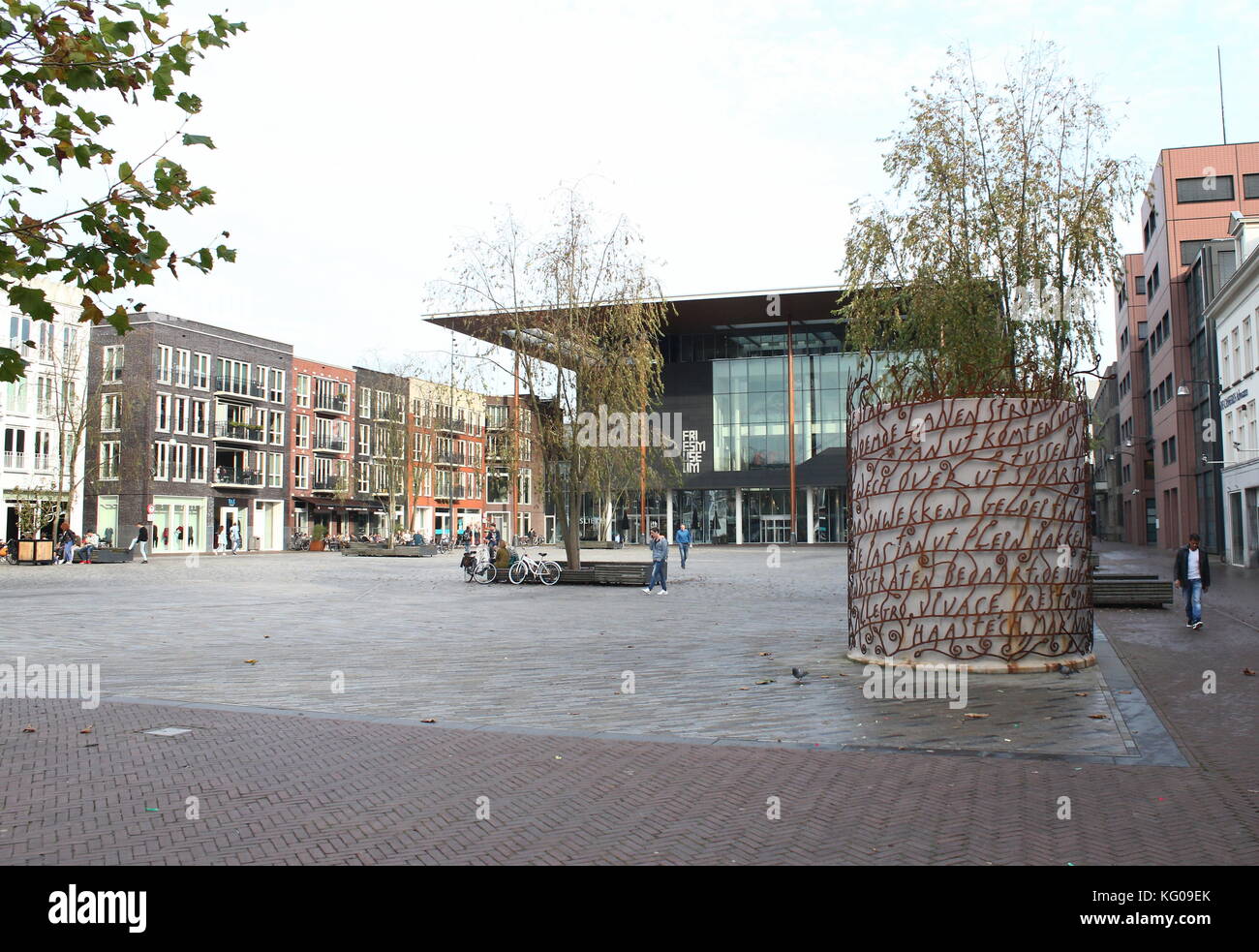 Nouveau Musée Musée Frison (Frysk) Bâtiment à Wilhelminaplein (aussi Zaailand) square à Leeuwarden, aux Pays-Bas, a ouvert ses portes en 2013. Banque D'Images