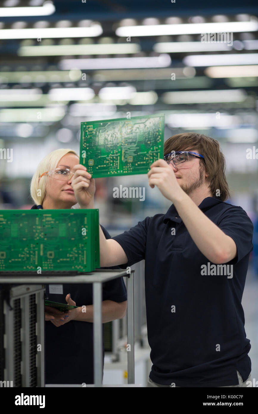 Les cartes de circuits électroniques fabricants, Angleterre, Royaume-Uni Banque D'Images