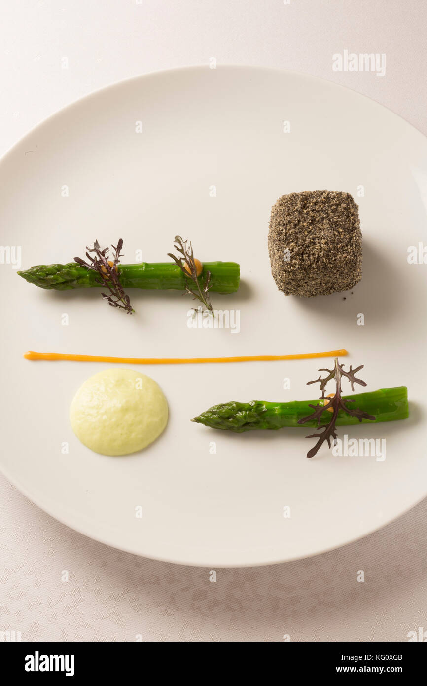 Le restaurant "ue Mesure' au Mandarin Oriental à Paris. Cook : Thierry Marx Banque D'Images