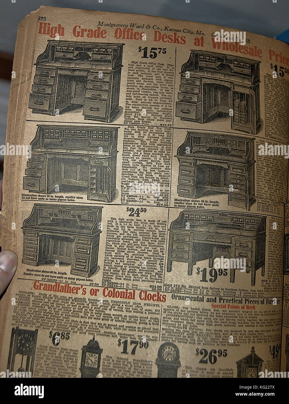 Vintage 1930 Montgomery Ward page catalogue de bureaux en bois Banque D'Images