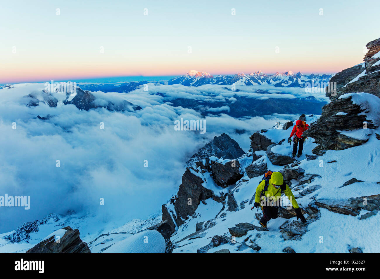 Lever du soleil sur le mont blanc en france du grand combin, Valais, Alpes suisses, Suisse, Europe Banque D'Images