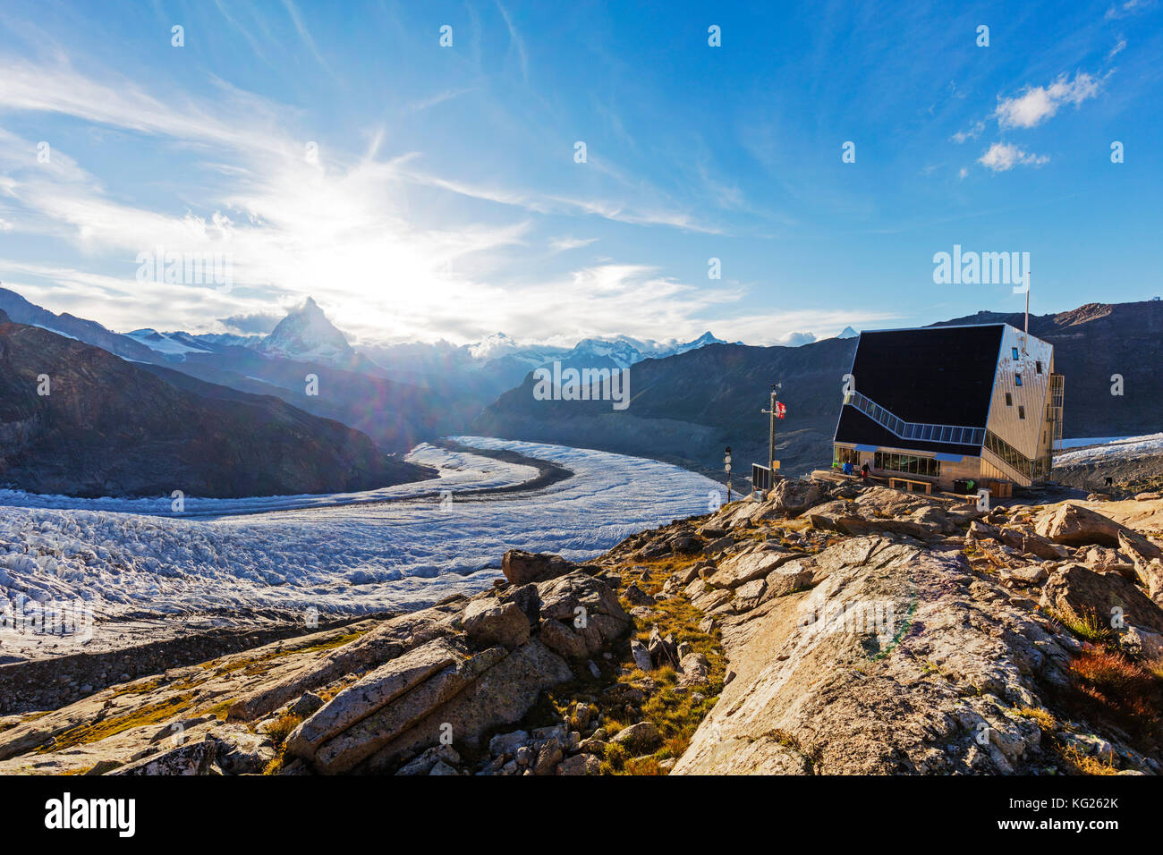 Cabane du Mont Rose et le Cervin, 4478m, Zermatt, Valais, Alpes suisses, Suisse, Europe Banque D'Images