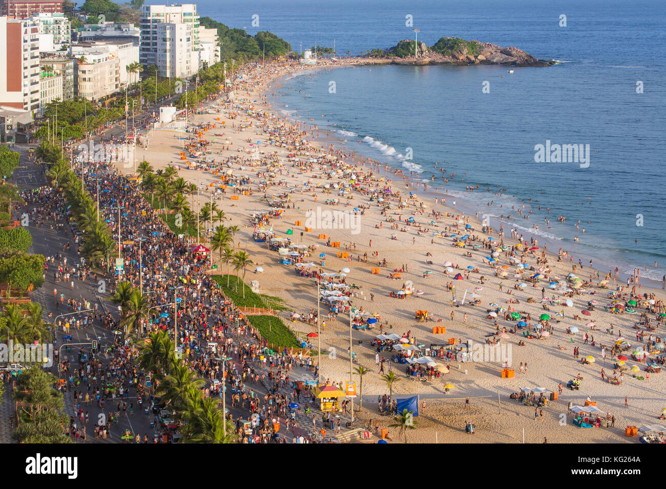 La plage d'Ipanema, carnaval de rue, Rio de Janeiro, Brésil, Amérique du Sud Banque D'Images