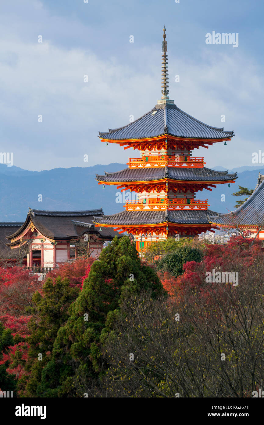 Temple Kiyomizu-dera, site classé au patrimoine mondial de l'UNESCO, Kyoto, Honshu, Japon, Asie Banque D'Images