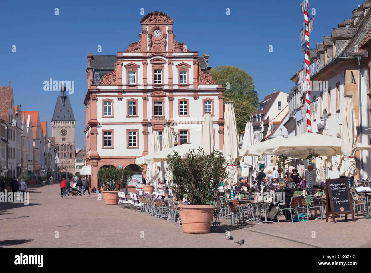 Maximilianstrasse, Alte Muenz building, Altpoertel Gate, Speyer, Rhénanie-Palatinat, Allemagne, Europe Banque D'Images