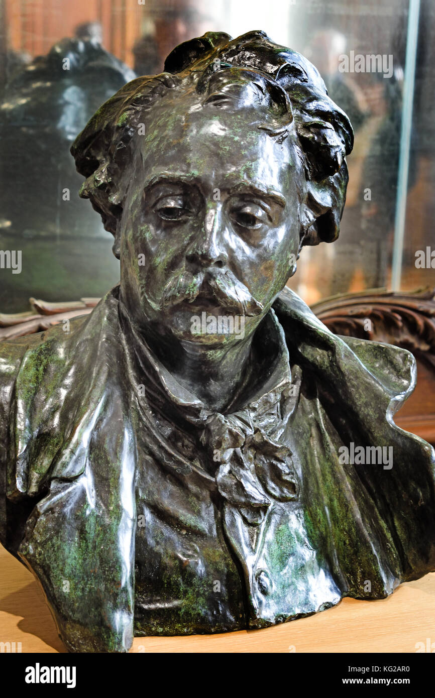 Albert-Ernest Carrier-Belleuse sculpture 1882 François René Auguste Rodin  1840 -1917 (connu comme Auguste Rodin ) est un sculpteur français, Paris  France français. Les plus originaux ( Rodin a quitté le travail à