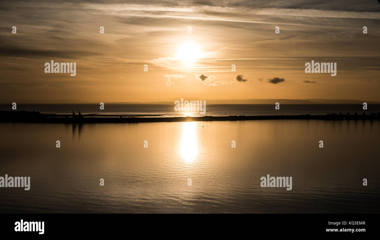 Cardiff Bay lever du soleil Banque D'Images