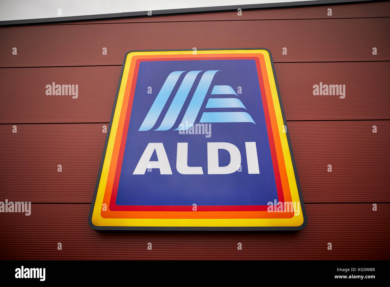 Nouveau design Aldi Süd.jpg logo signe sur l'extérieur de la remise globale des chaînes de supermarchés allemandes Banque D'Images