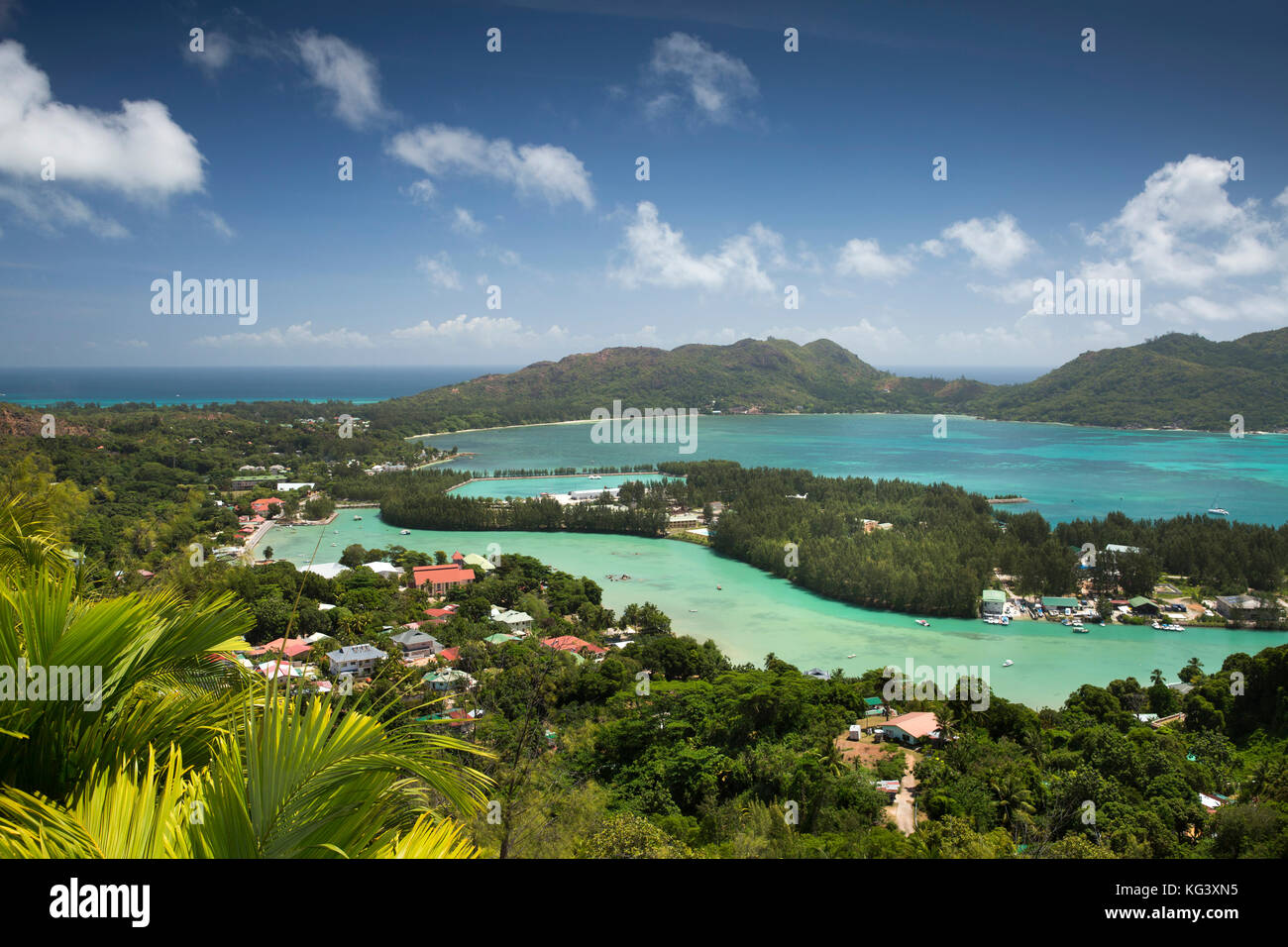 Sey335 Les Seychelles, Praslin, Baie St Anne view de Fond Ferdinand Nature Reserve Banque D'Images