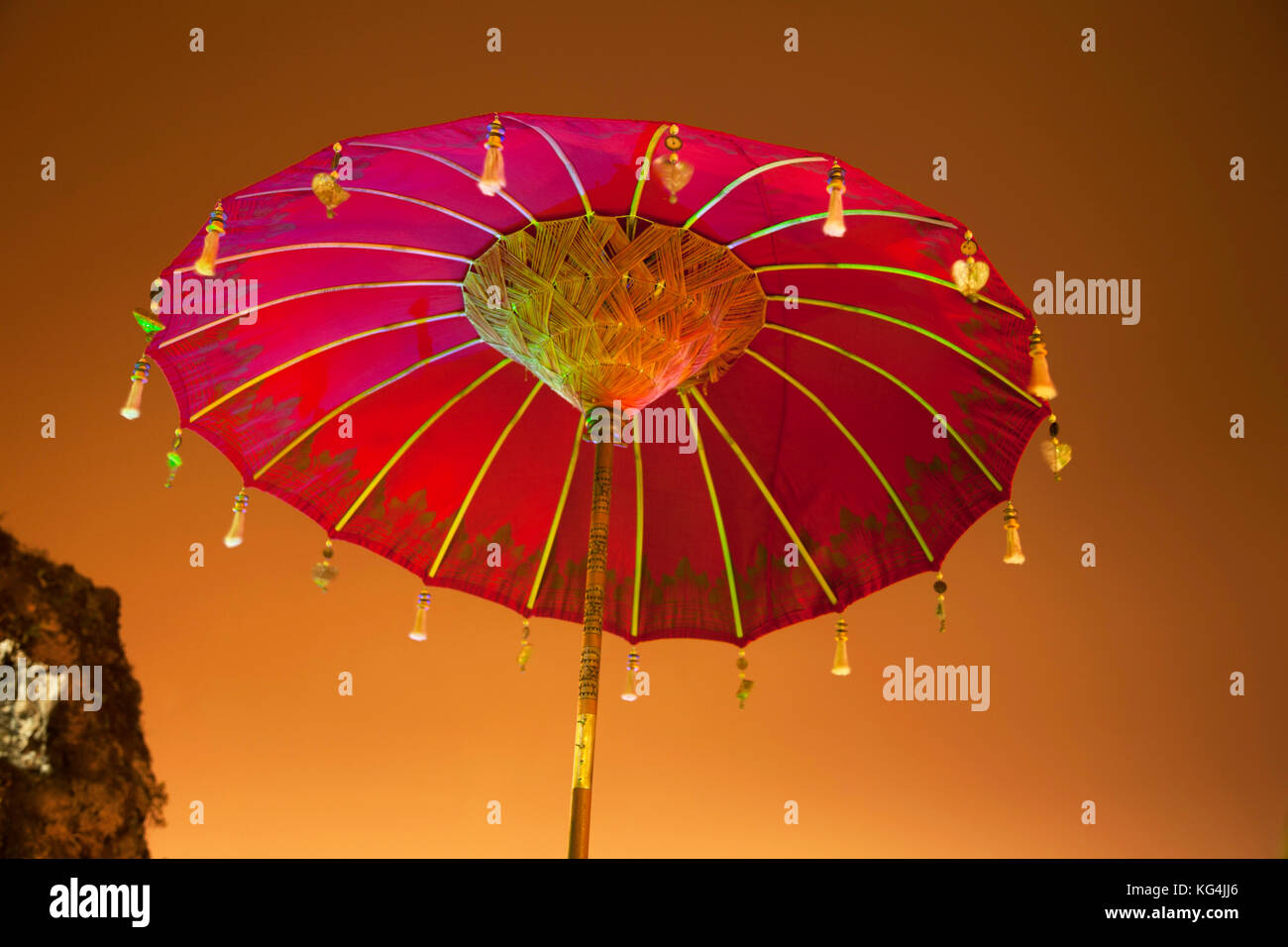 Parasol et un ciel orange, Tenerife Banque D'Images