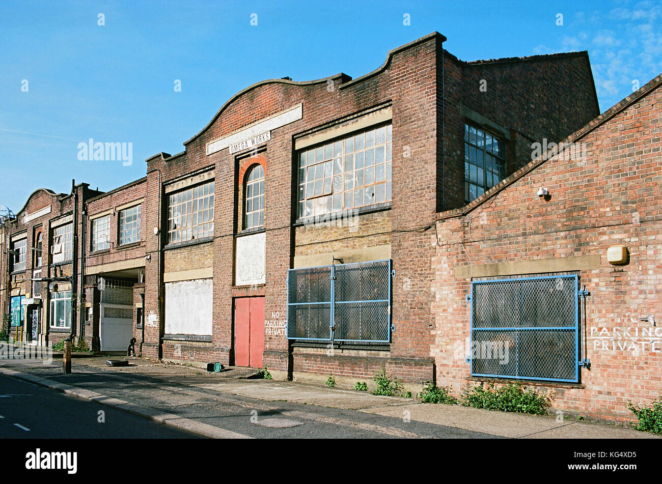 Avant d'un bâtiment ancien entrepôt dans le nord de Londres, Harringay UK Banque D'Images