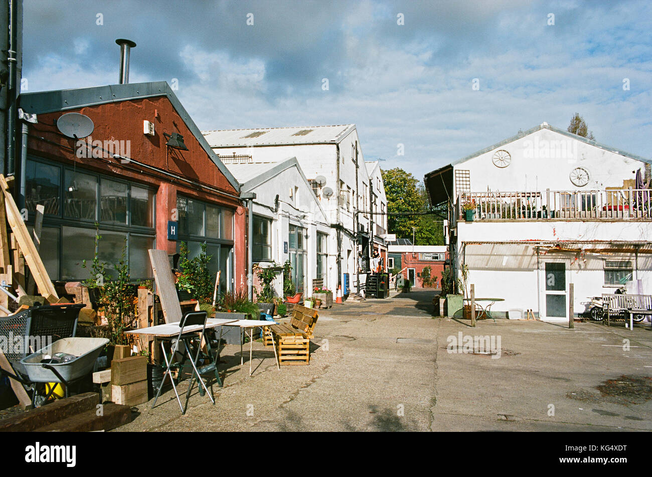 Ancien entrepôt bâtiments sur l'arène Industrial Estate, warehouse district harringay, Londres Uk Banque D'Images