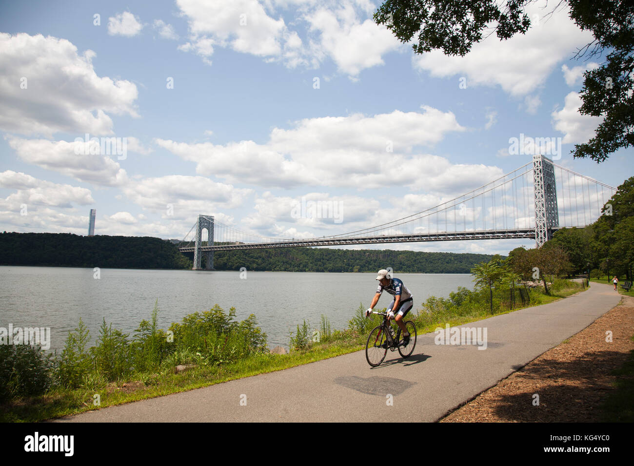 Pont George Washington, Hudson River, Greenway, Riverside Park, New York, États-Unis, Amérique Banque D'Images