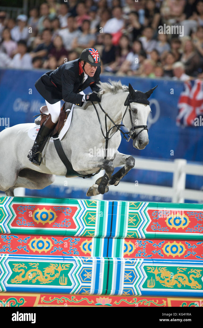 Jeux olympiques 2008 de Beijing, Hong Kong (Jeux) août 2008, Tim Stockdale (GBR) équitation, saut d'Corlato premier tour de qualification Banque D'Images